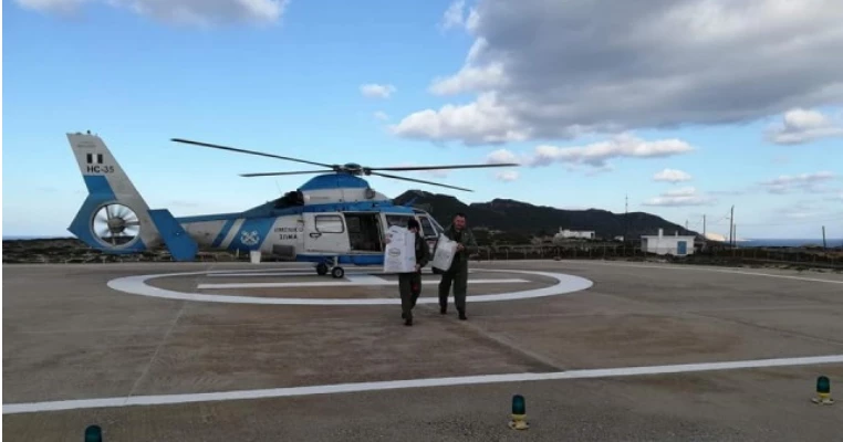 Κατάντια: Ελικόπτερο του Λ/Σ πήγε μια μπουκιά ψωμί στους Κατοίκους των Αντικυθήρων !